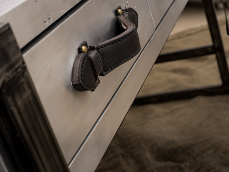Дизайнерская мебель в стиле лофт – Консоль Neo Aluminum Console Table