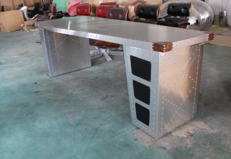 Рабочие, письменные в стиле лофт – Письменный стол Silver Wing 2 Aluminum Rectangular